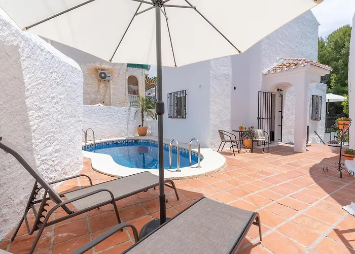 Lovely House With Private Pool In Burriana! Feriehus *