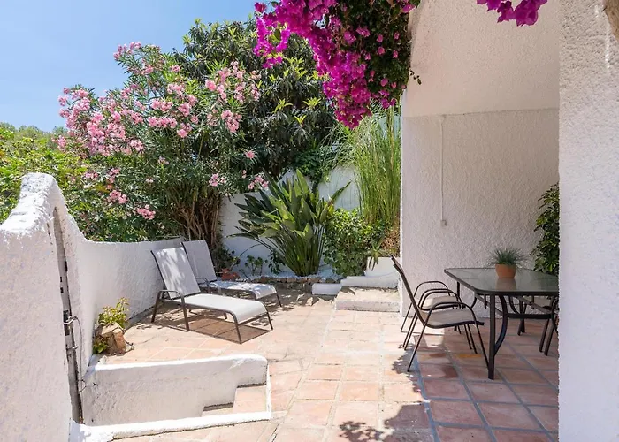 Lovely House With Private Pool In Burriana! * Nerja
