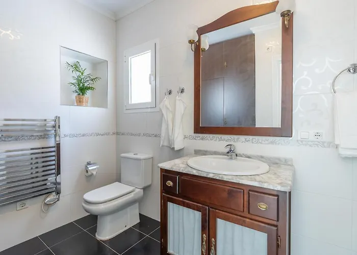 Lovely House With Private Pool In Burriana! Dom wakacyjny